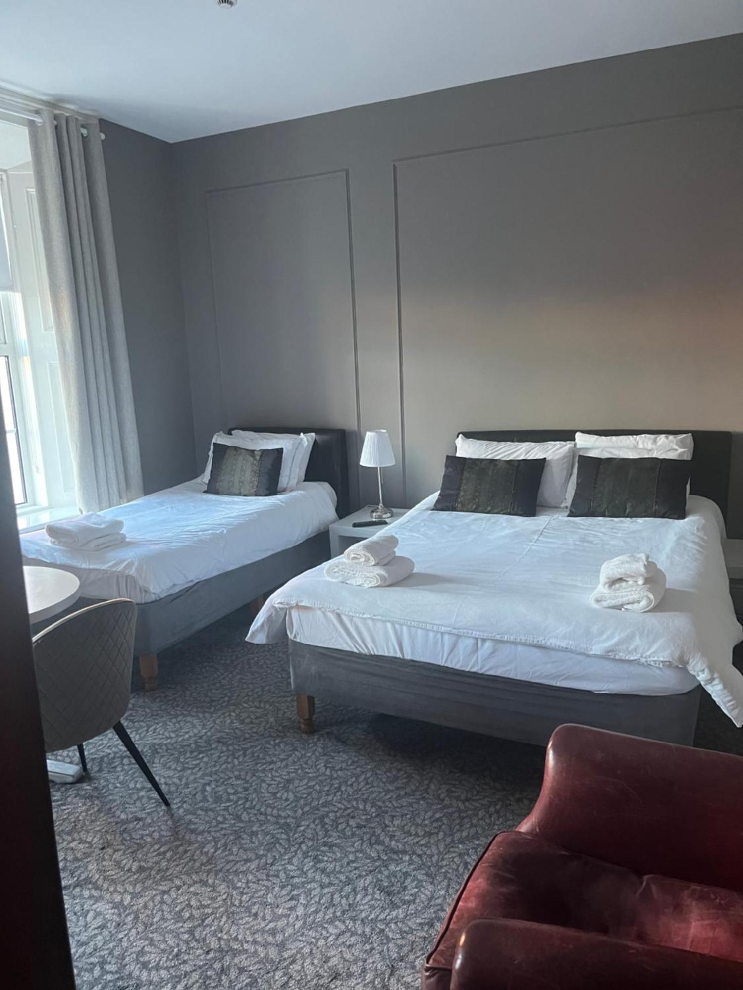 Five Glens Inn Manorhamilton 외부 사진